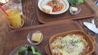 住宅街のナチュラルルカフェ