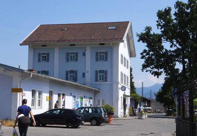 プリーン駅から埠頭まで乗りました。