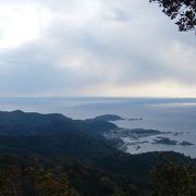 いわゆる熊野古道＝世界遺産「紀伊山地の霊場と参詣道」ではありませんが、ここ長井坂は世界遺産「紀伊山地の霊場と参詣道」に登録されています
