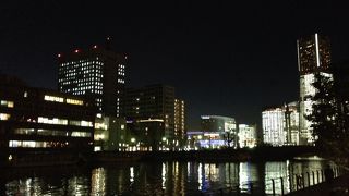 右も左も横浜夜景スポット