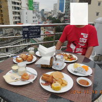 オープンテラスでの朝食なんて贅沢ですね！