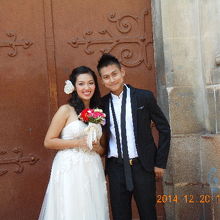 さらに新郎までポーズをしてくれました。お二人さんお幸せに！！