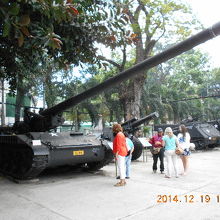 アメリカ軍　M110 203mm自走榴弾砲？