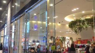 駅直結で立ち寄りやすい