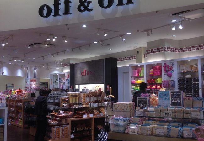 off&on (あまがさきキューズモール店)