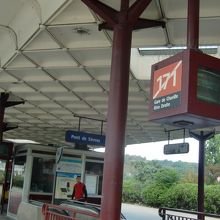 駅のバス乗り場