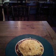 開運チーズオムライス