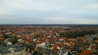 長い階段を上った先には絶景が