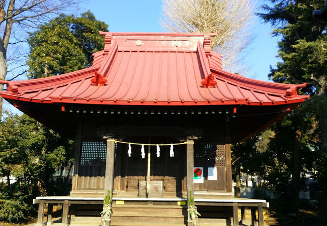 本立寺の隣にある地元ゆかりの神社