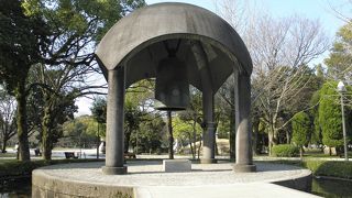 平和の鐘を鳴らし続けよう。そんな気持ちになれます。