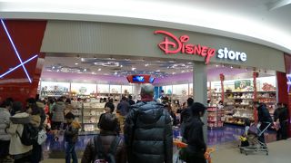 チケットも買えます By ガハク ディズニーストア 越谷イオンレイクタウン店 のクチコミ フォートラベル