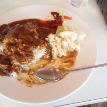 ビーフカレー(食べかけ)