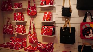 新柄、新製品をみるならマリメッコ本店へ