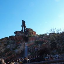 頂上から落下します