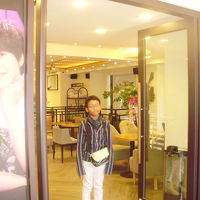 MOM　HOUSE1階にあるカフェ