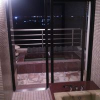 部屋の露天風呂です。京近江では全室に付いてるらしいです。