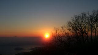 雲海は出てなかったけど日の出が幻想的　津別峠