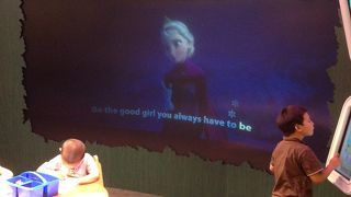 ハワイでも「アナ雪」大人気