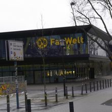 ファンショップとチケット引き換え所