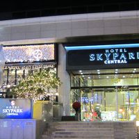 クリスマスシーズンだったのでイルミネーションがキレイでした