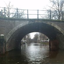 プリンセングラハト直前　7つの橋が見える場所