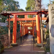 上野公園側の参道入り口