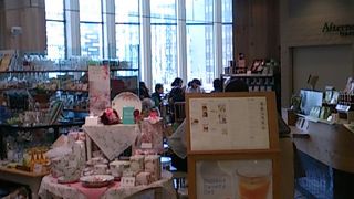 買い物途中でティタイム