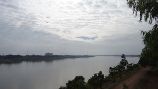 歩いて渡れる橋