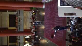 二階からがおススメ