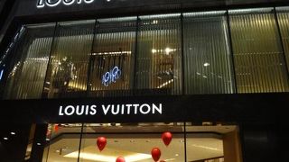 路面店なのは良いと思います