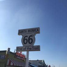 ルート６６の終着地でもあるサンタモニカ