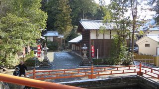 長弓寺の中にあります♪