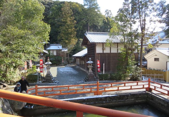 長弓寺の中にあります♪