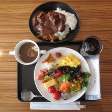 成田空港国際線 JALサクララウンジ