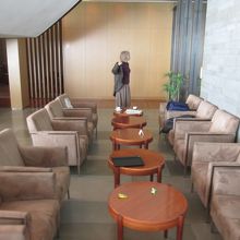 成田空港国際線 JALサクララウンジ