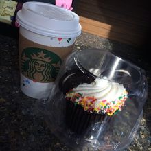 スタバもあります