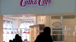 テラスモール湘南の２階にあるカフェ