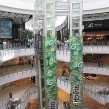 セントラルフードホール (セントラル チットロム内)