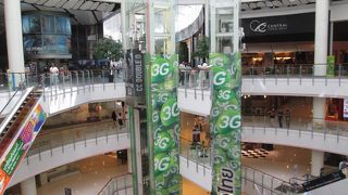 セントラルフードホール (セントラル チットロム内)