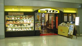 お手軽に洋食とビールを