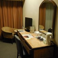 ＬＡＮケーブルの貸し出しはカウンターで