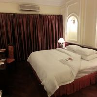 コロニアルな客室