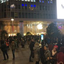 アップルマークが目立つ