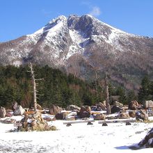 スキー場がオープンする直前の日光白根山