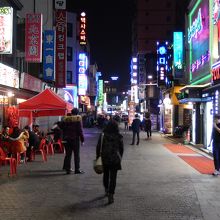 南大門市場は、相変わらずの賑わいであった。