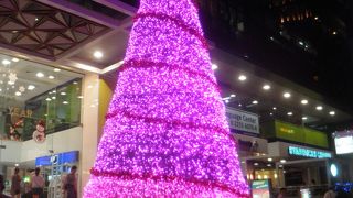 紫色のイルミネーション