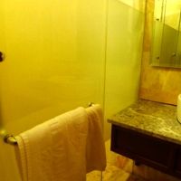 歯ブラシ、クシ、シャンプーなどのアメニティあり