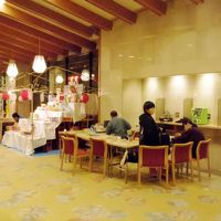 キャンドルづくりの体験コーナーも。