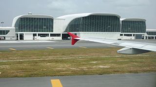 国際線は荷物検査2回!!早めに搭乗ゲートへ!!