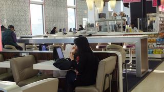 珍しく無料WIFIがいたるところに